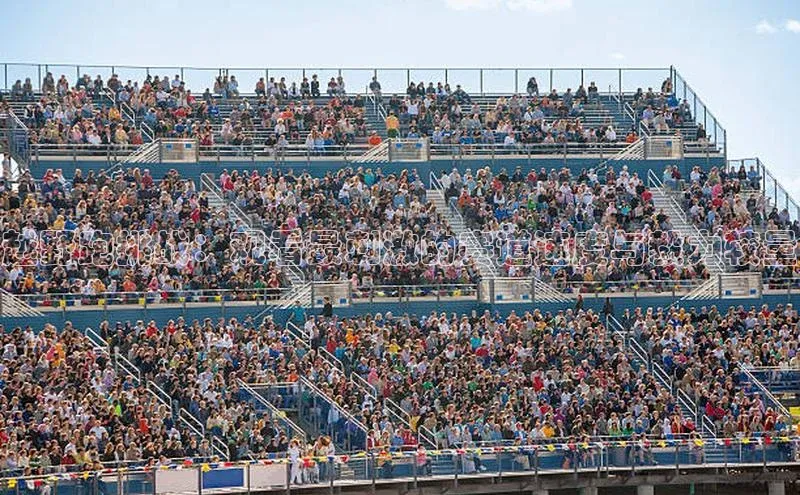 越野跑挑战：观看最刺激的赛道速度与毅力较量